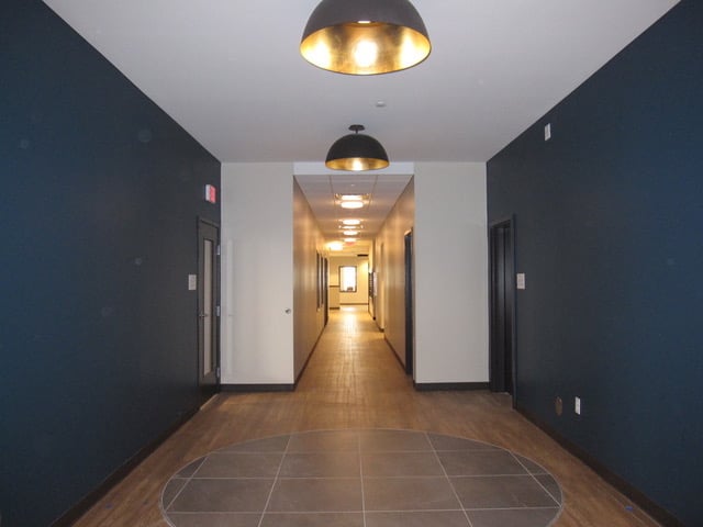 andy's place apartments inside hallway